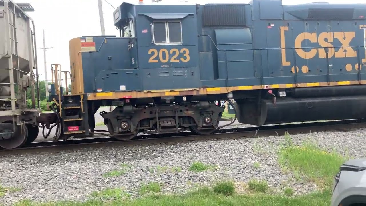 CSX Local Freight(?) at Liverpool, NY
