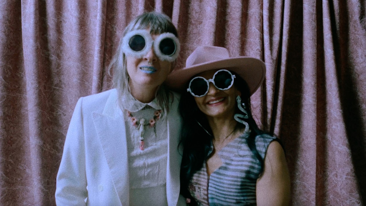Aterciopelados, Cimarrón, Ana Veydó - La Culpable (Video Oficial)