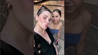 Ünlü Birinin Kardeşisindir Ama Hâlâ Bilmeyip Soranlar Vardır