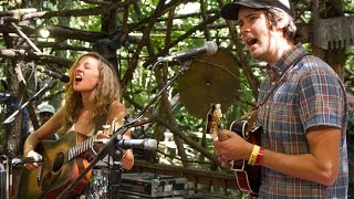 Woods Stage (S03E05) Mandolin Orange - Cavalry @Pickathon 2015