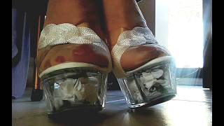 Lady Pia Wishes You A Nice Weekend