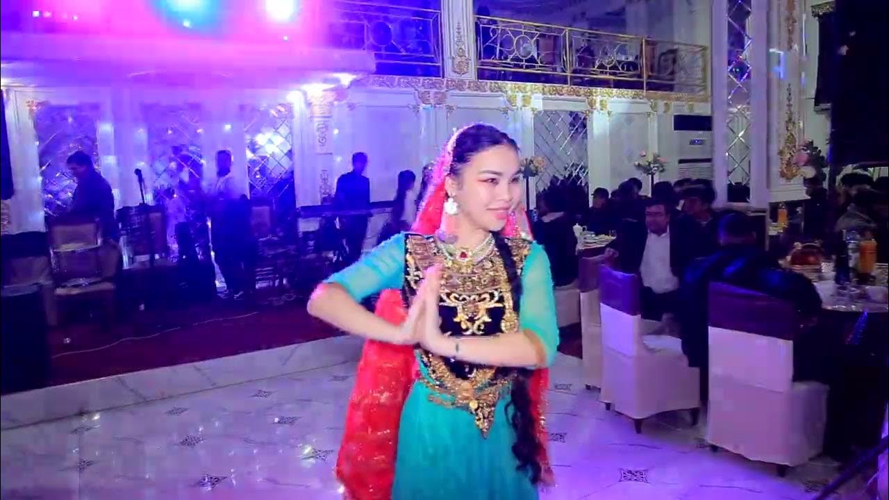 Rus porno filmlari lezbiyenlarni vasvasaga solish