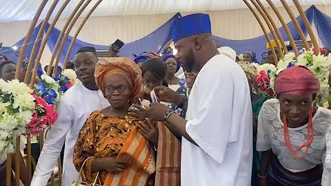 ODUNLADE ADEKOLA HOLDS FLAMBOYANT BIRTHDAY FOR HIS MOM AS SHE CLOCKS 70TH