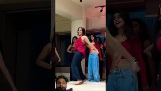 Halkat Jawani Kashu X Jiyaa