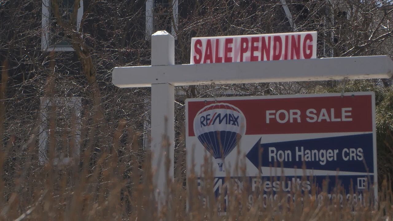 Realtors address the housing market in a time of economic uncertainty