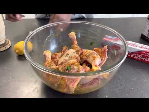 How to season CHICKEN LEGS (Barbecue Edition)