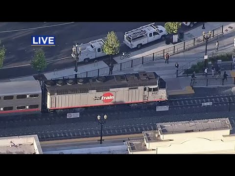 Caltrain Engineer Struck, Injured by Thrown Object in Redwood City - YouTube
