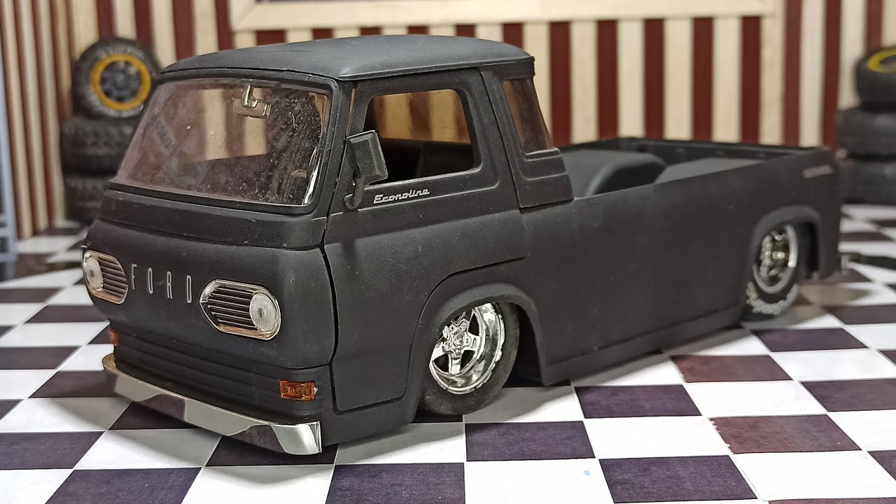 JADA (DUB CITY KUSTOMS) 1:24 1965 FORD ECONOLINE PICKUP - YouTube