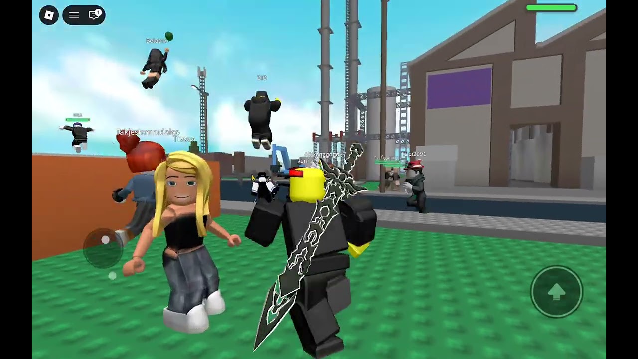 Играю в роблокс в natular disaster survival