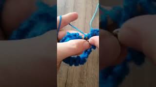 ÇORAP LASTİĞİNDEN ÖRGÜ TOKA