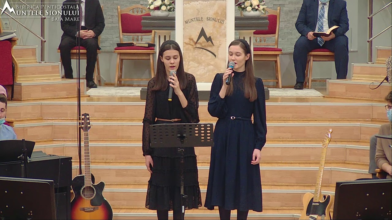 Surorile Isai -  Fiindcă atât de mult a iubit, Dumnezeu lumea!