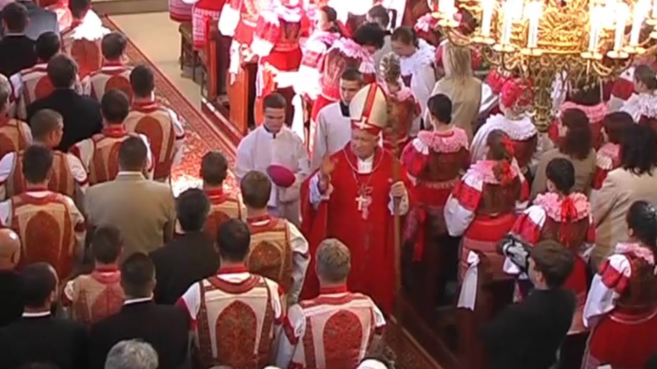 Sviatosť birmovania 2006 → Archívny videozáznam [Pohorelá, Slovensko]