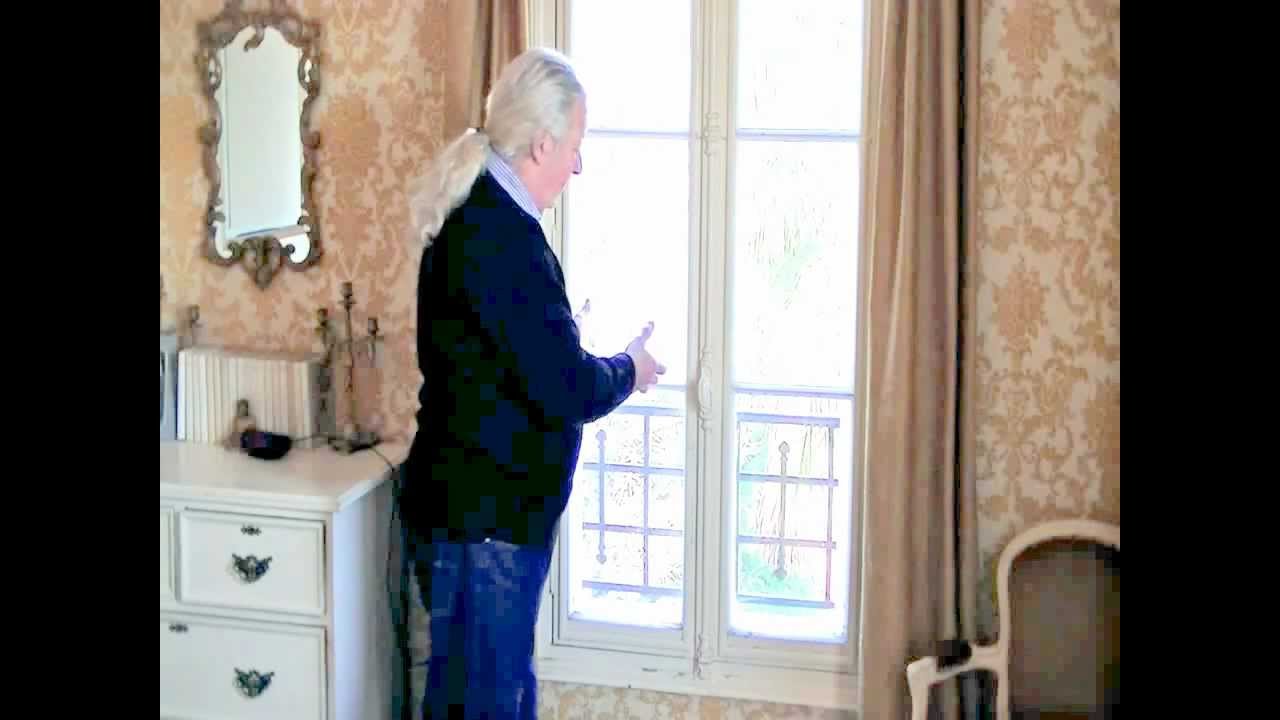 Ghost cat seen on my window sill.  True story.