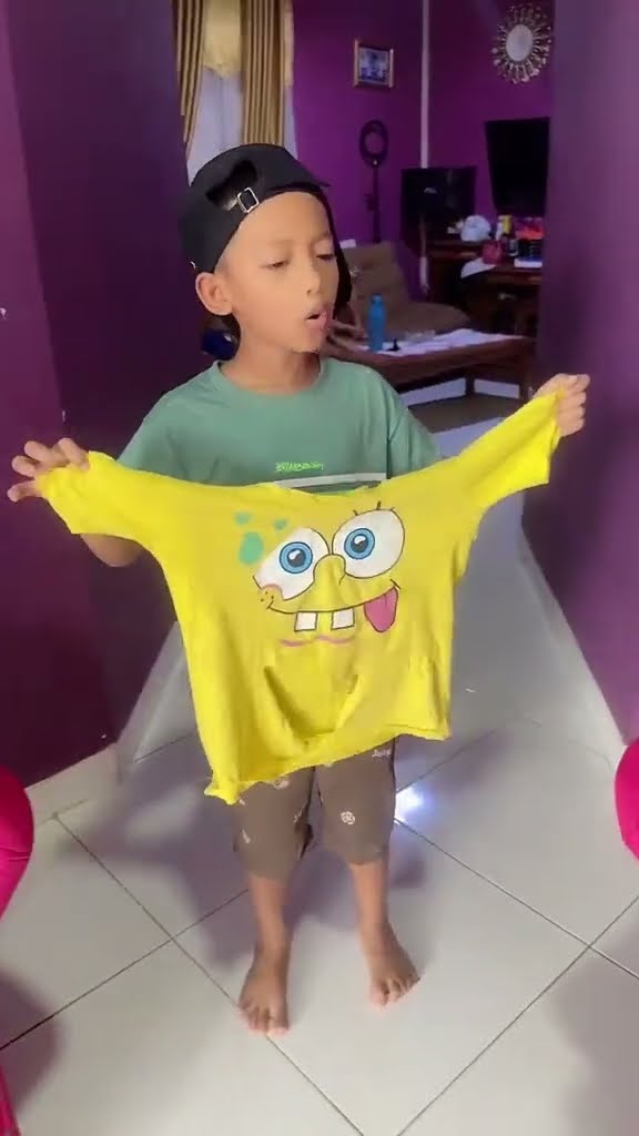 Vidio kocak dan gokil @nyaikembang1nyaikembang1 /mama cuma sayang kaka aja?