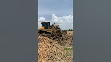 Power  SHANTUI pushing Mud LandFilling #shorts #viral #trending #bulldozer