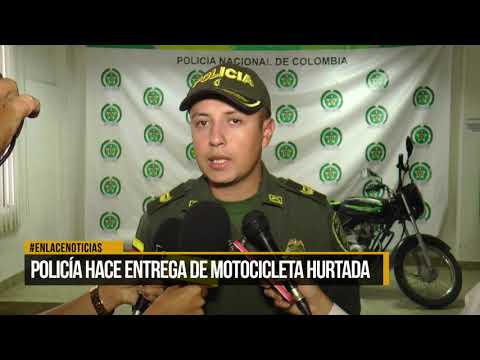 Policía hace entrega de motocicleta que había sido hurtada