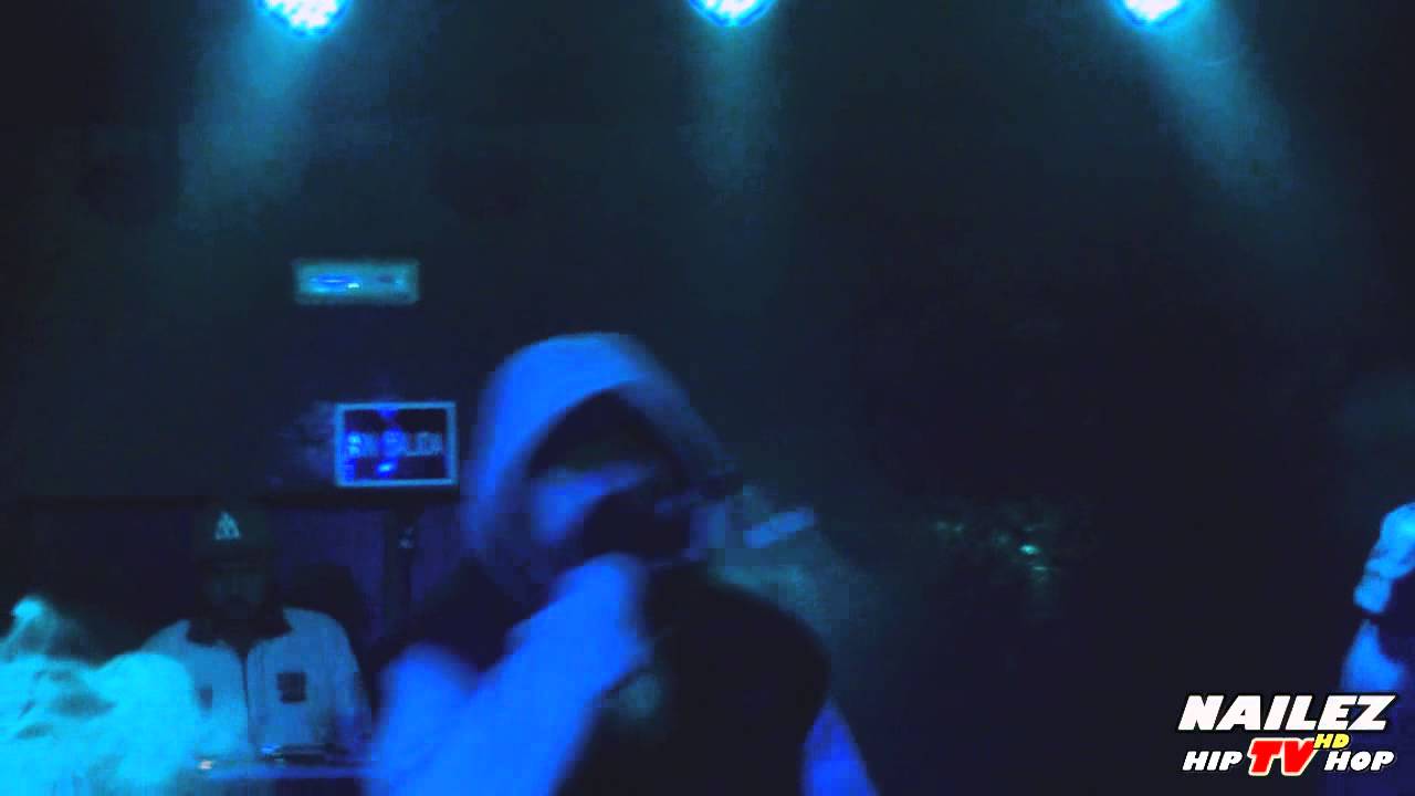 Guillota vs DJ Akhet con Porra en el Micro nº2 - Quien es Quien ( Sala Events )