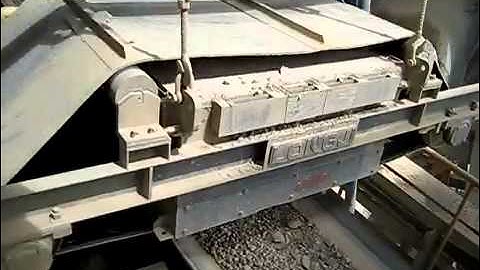 máy tuyển từ băng tải dạng treo,Nam châm phẳng tách sắt tự động,nam châm băng tải