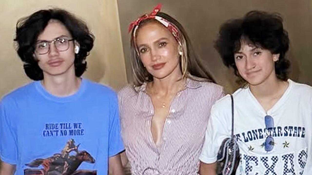 J.Lo Takes Twins on European ROAD TRIP Before MOVING OUT for College