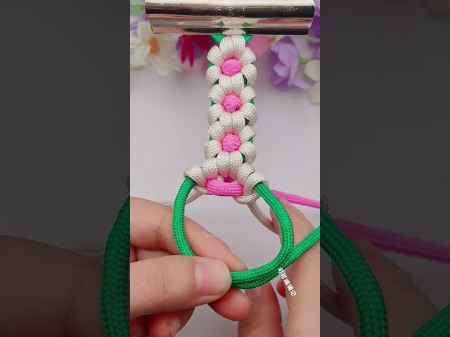 Learn how to tie pretty bracelets #diy #handmade #bracelet