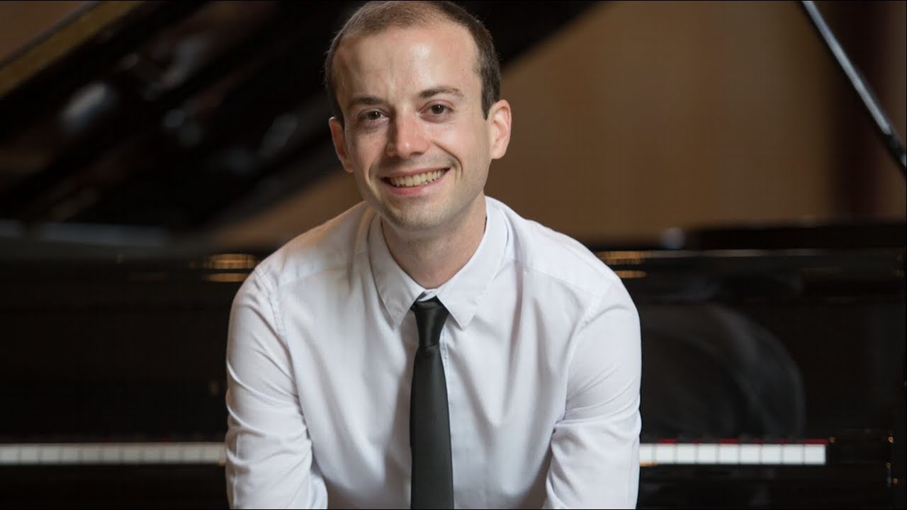 LIVE | Agustin Muriago