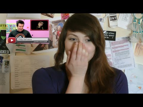 Catie Reacts to YouTubers React to Boxxy!
