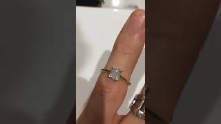 1 01ct IGI Emerald cut 18k Yellow Gold