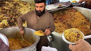 THE BEST BEEF BIRYANI IN KARACHI PAKISTAN | HUGE BIRYANI AT PAKISTANI STREET FOOD
