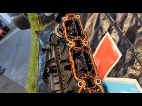 Audi A3 intake runner position sensor fault. P201400 Intake manifold carbon contamination.
