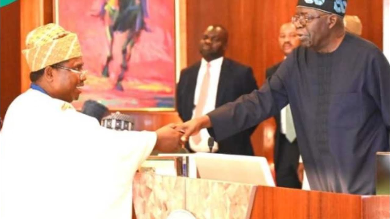Tinubu ya rantsar da Sabon Shugaban INEC na kasa - YouTube
