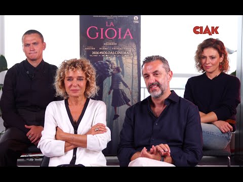 Video La gioia, Valeria Golino, Jasmine Trinca e Saul Nanni con il regista Nicolangelo Gelormini