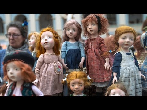 Live: Visit the International doll exhibition in Moscow