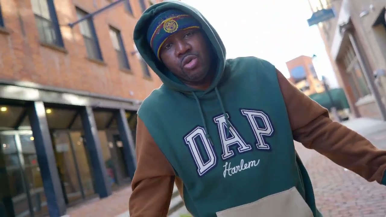 Chazo -  Live ( Official Music Video) 