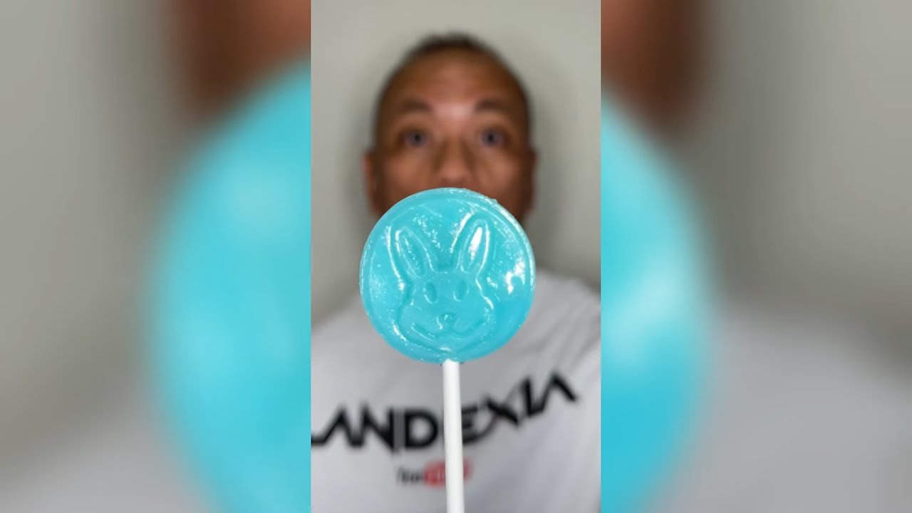 👂ASMR DUM DUMS EASTER BUNNY LOLLIPOP CANDY BERRY BLUE CHERRY FLAVOR EATING SOUNDS👂ORIGINAL LENGTH👂