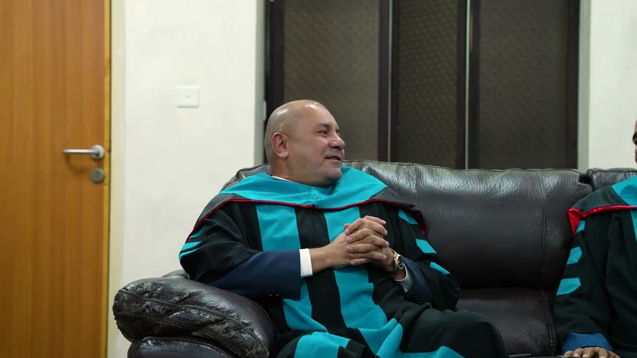  احتفلت جامعة جدارا بتخريج الفوج الرابع عشر من طلبتها للفصل الثاني 2024/2025،