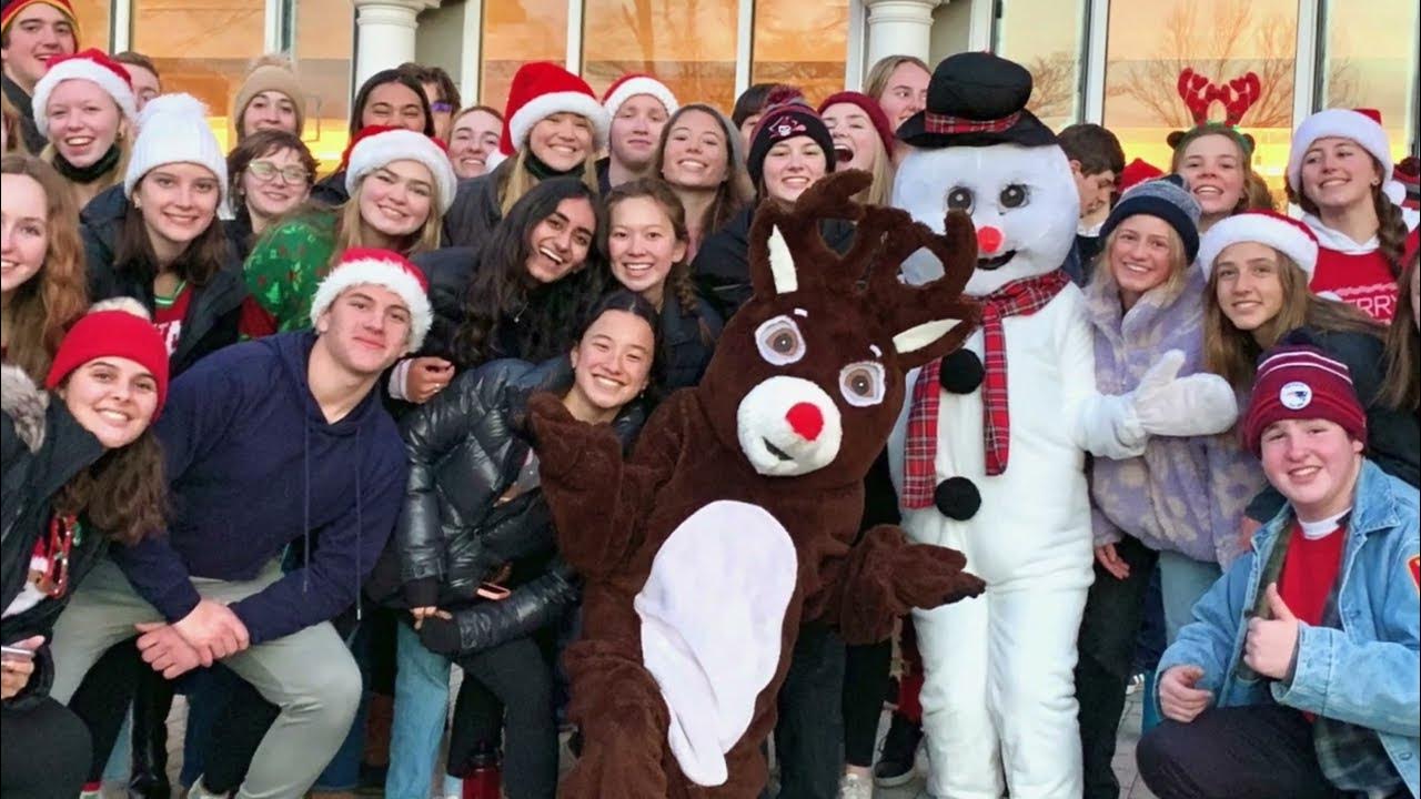 Wellesley Square's Holiday Stroll and Scavenger Hunt 2022 YouTube
