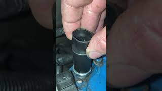 Oil pressure switch replacement 99-02 GMT800 Chevy Silverado gmc Sierra 5.3L v8 Vortec #gmc #chevy