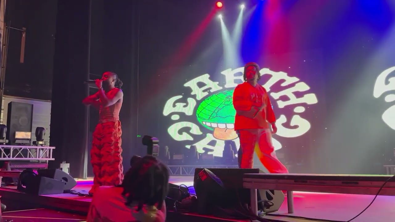 EARTHGANG | Meditate - YouTube