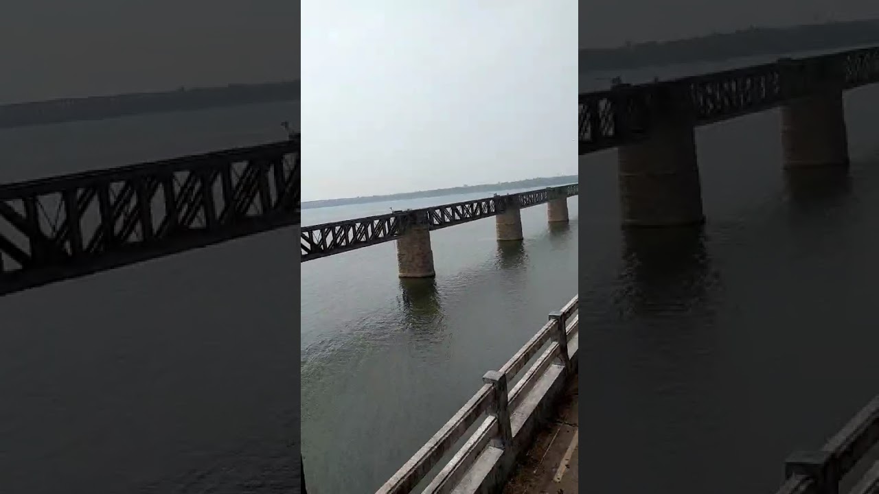 12515 Coimbatore Silchar Express Cross Godavari River || Indian Railway 