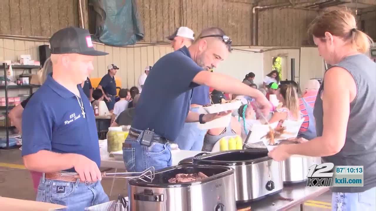 Community shows support for Lone Grove FD at annual BBQ Auction YouTube
