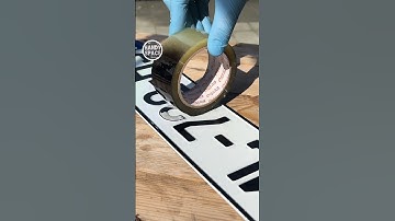 Plakband en spuitverf herstellen een kentekenplaat direct! #trucs #schilderen