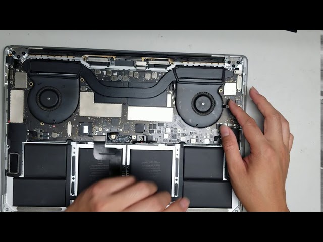 MacBook Pro A1707 Late 2016 Disassembly - YouTube