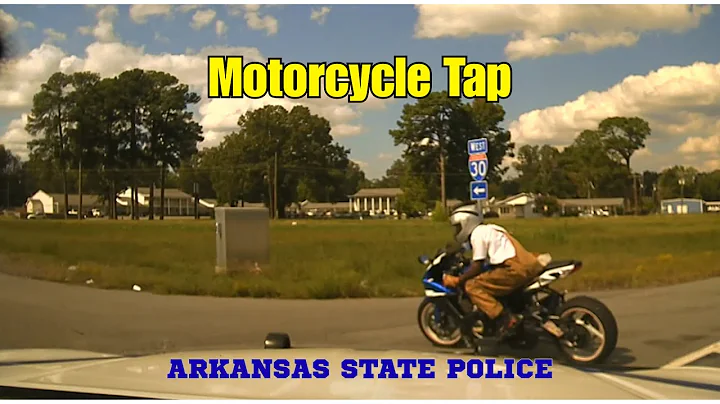 Suzuki GSX-R1000 motorcycle flees Arkansas State Police - light tap ends pursuit, suspect runs 🏃🏿‍♂️