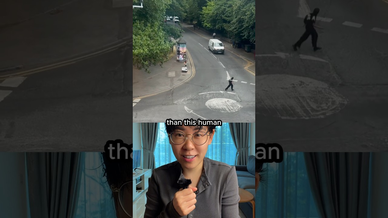 This Delivery Robot Crosses the Road