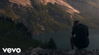 Joseph Maniscalco - Waking up at dawn. (Official Music Video)