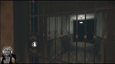 Britt Plays Layers of Fear (Part 2)