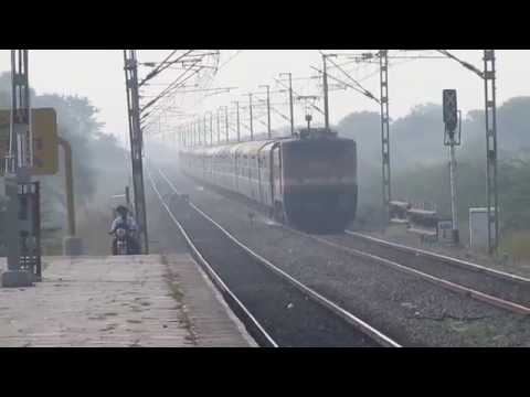 ERODE ED WAP 22548 Skipping ODELA OEA with Tamil Nadu Superfast