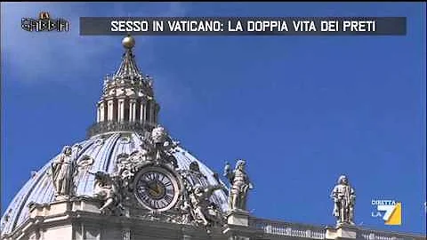 Come si chiama il vestito nero del prete?