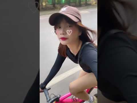 ស្រីស្អាតជិះកង់​ #viral #cutegirl #tiktok #shortvideo #khmer #angkorwat #sr