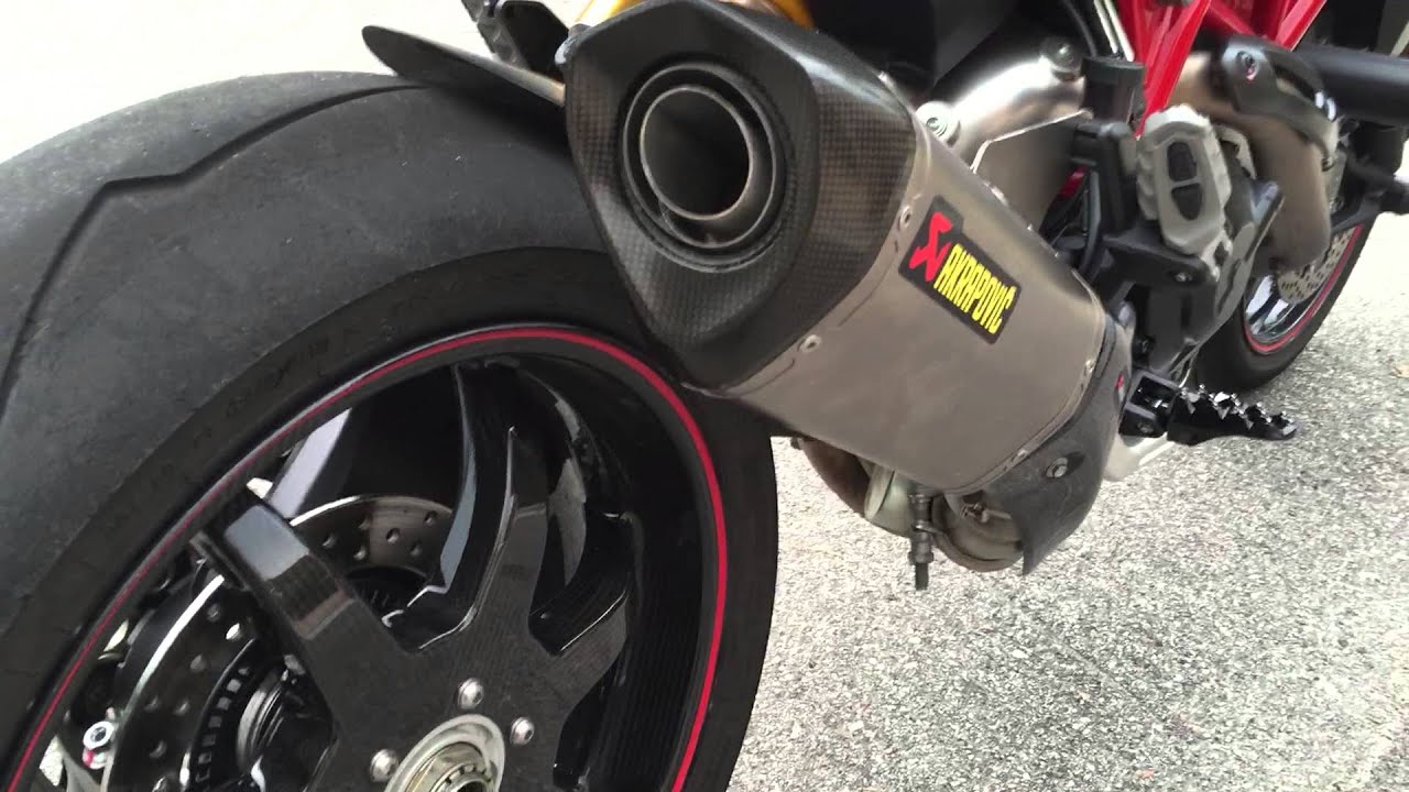 2013 Hypermotard 821 SP Akrapovic Exhaust Sound Bite (Baffle In